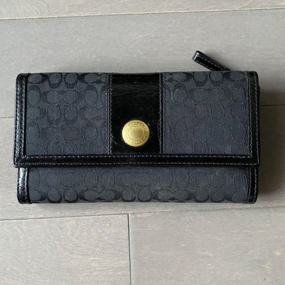 Large Coach Wallet